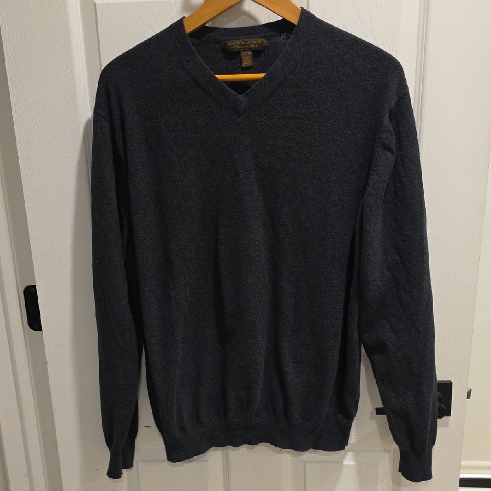 Sebastien Cooper Elegant Charcoal V-Neck Sweater for Men